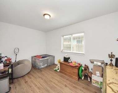 21314 Barcelona Heights Trail - Photo Thumbnail 11