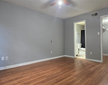 9797 Leawood Blvd - Photo Thumbnail 18
