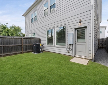4163 Griggs Road - Photo Thumbnail 3