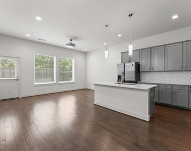 4163 Griggs Road - Photo Thumbnail 5