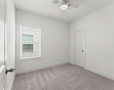 4163 Griggs Road - Photo Thumbnail 15