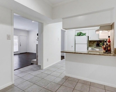 2100 Tanglewilde Street - Photo Thumbnail 6