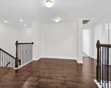 8714 Ute Creek Lane - Photo Thumbnail 25