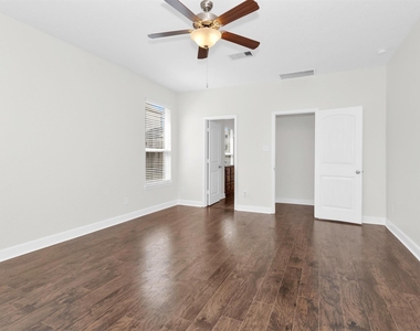 8714 Ute Creek Lane - Photo Thumbnail 23