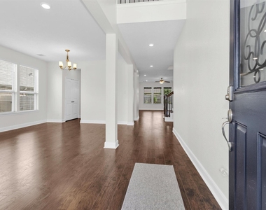 8714 Ute Creek Lane - Photo Thumbnail 5