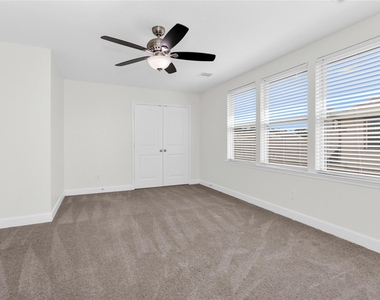 8714 Ute Creek Lane - Photo Thumbnail 24
