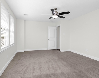 8714 Ute Creek Lane - Photo Thumbnail 28