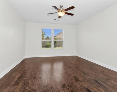 8714 Ute Creek Lane - Photo Thumbnail 22