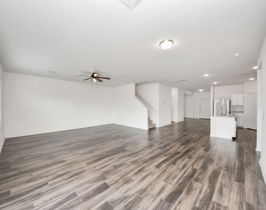 2056 Spindletree Lane - Photo Thumbnail 12