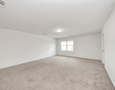 2056 Spindletree Lane - Photo Thumbnail 27