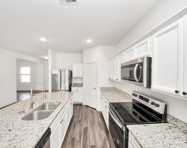 2056 Spindletree Lane - Photo Thumbnail 8