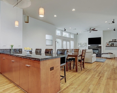 5334 Darling Street - Photo Thumbnail 15