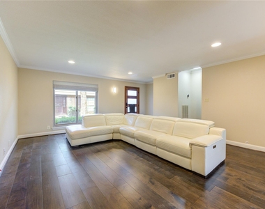 6337 Briar Rose Drive - Photo Thumbnail 3