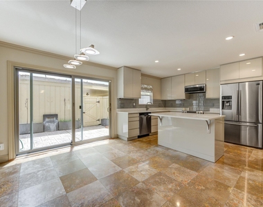6337 Briar Rose Drive - Photo Thumbnail 11