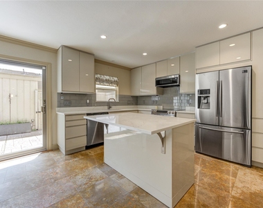 6337 Briar Rose Drive - Photo Thumbnail 10