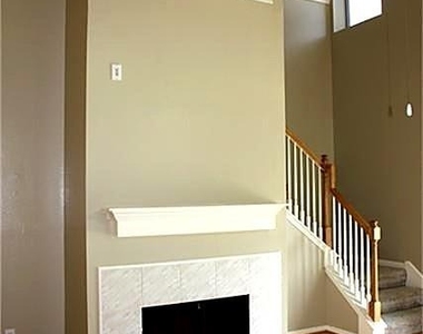 4002 Tamarack Place - Photo Thumbnail 1