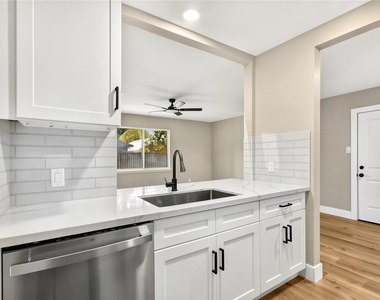 6103 Anderson Street - Photo Thumbnail 6