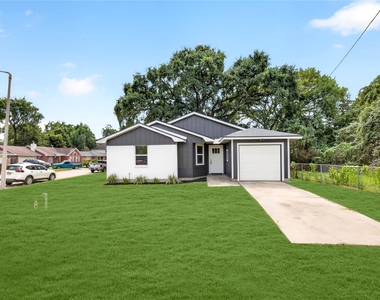 6103 Anderson Street - Photo Thumbnail 26