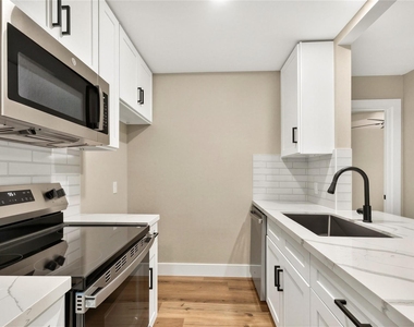 6103 Anderson Street - Photo Thumbnail 4