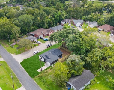 6103 Anderson Street - Photo Thumbnail 33