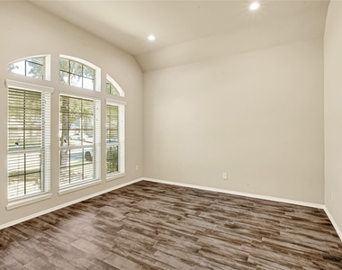 13018 Sweetgum Shores Drive - Photo Thumbnail 6