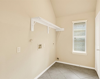 13018 Sweetgum Shores Drive - Photo Thumbnail 31