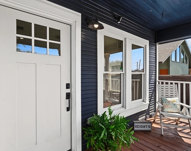 1721 Airline Drive - Photo Thumbnail 3