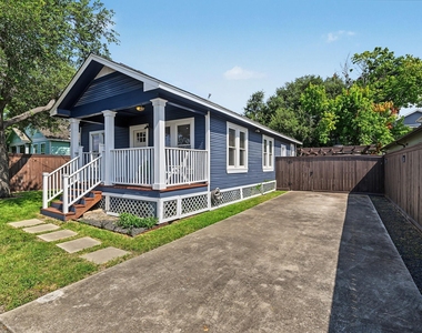 1721 Airline Drive - Photo Thumbnail 36