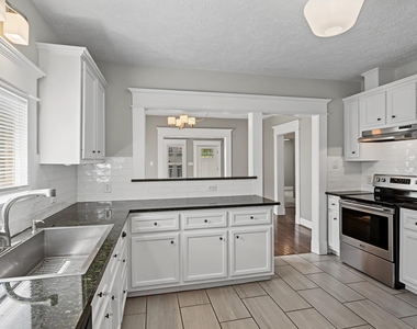 1721 Airline Drive - Photo Thumbnail 13