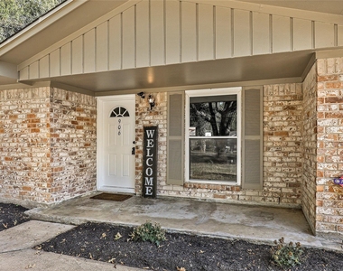 906 Broad Ripple Drive - Photo Thumbnail 3
