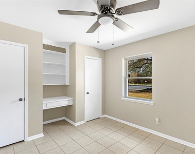 906 Broad Ripple Drive - Photo Thumbnail 22