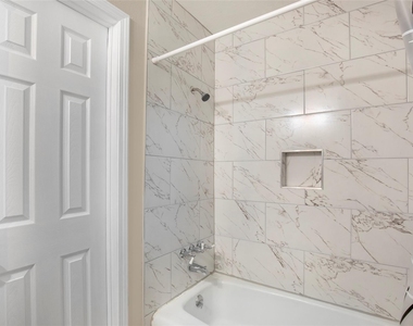 906 Broad Ripple Drive - Photo Thumbnail 17