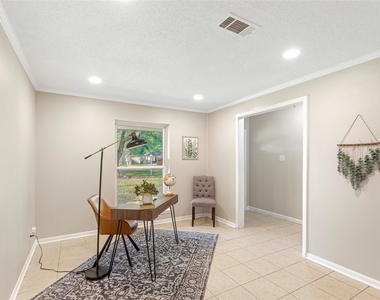 906 Broad Ripple Drive - Photo Thumbnail 5