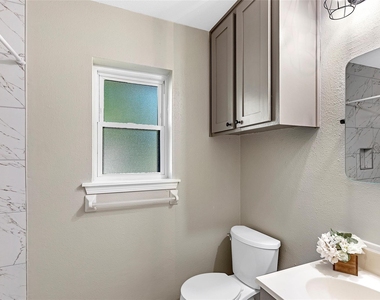 906 Broad Ripple Drive - Photo Thumbnail 16