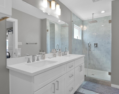 1614 Hickory Street - Photo Thumbnail 21