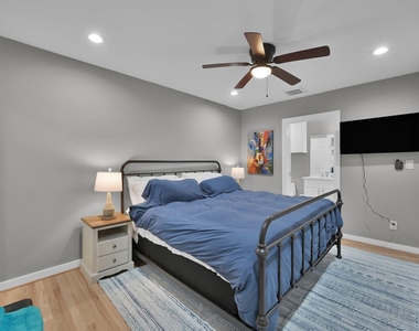 1614 Hickory Street - Photo Thumbnail 18