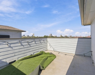 2903 Blodgett Street - Photo Thumbnail 19