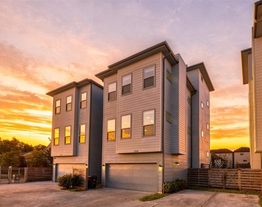 2903 Blodgett Street - Photo Thumbnail 1