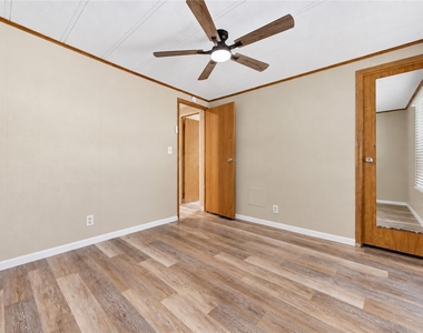 21 Pine Road - Photo Thumbnail 21