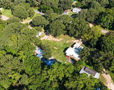 21 Pine Road - Photo Thumbnail 5