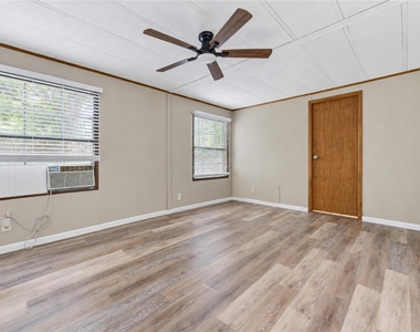 21 Pine Road - Photo Thumbnail 32