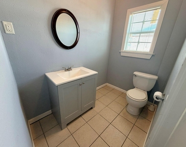 1614 Market Street - Photo Thumbnail 5