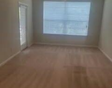 3868 Lexmark Lane - Photo Thumbnail 4