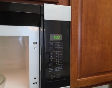 3868 Lexmark Lane - Photo Thumbnail 18