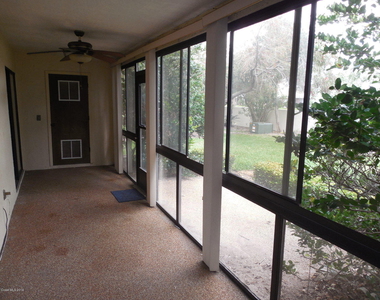 537 Summerset Court - Photo Thumbnail 19
