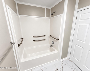 3100 Milwaukee Avenue - Photo Thumbnail 11