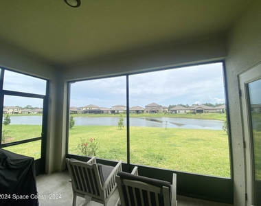 309 Wiregrass Avenue W - Photo Thumbnail 21