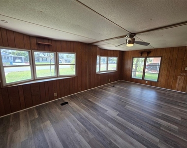 8453 Highpoint Boulevard - Photo Thumbnail 9