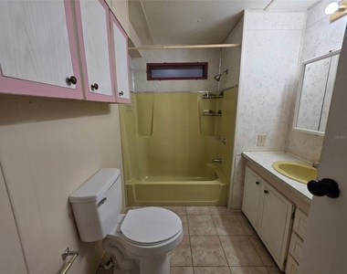 8453 Highpoint Boulevard - Photo Thumbnail 11