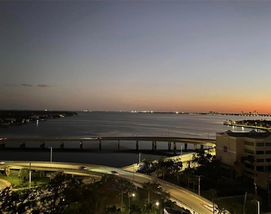 345 Bayshore Boulevard - Photo Thumbnail 11